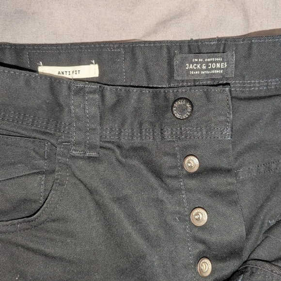 Jack & Jones Shorts - Picture 3 of 3